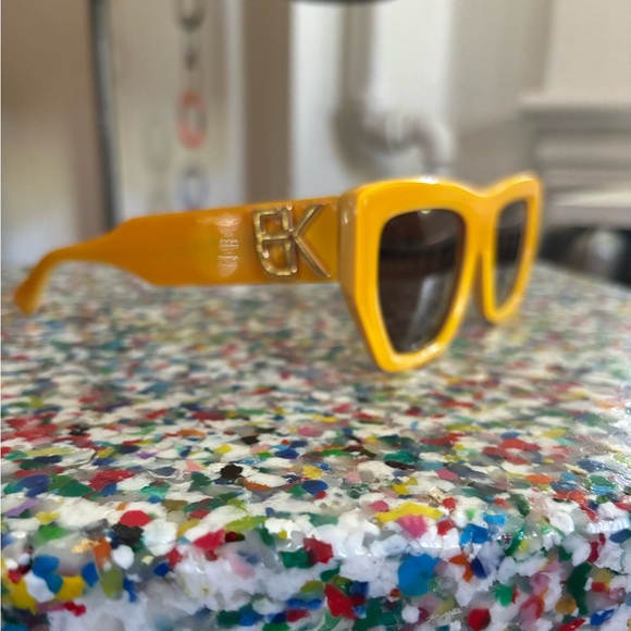 Emmanuelle Khanh EK SILENCIO Yellow Sunglasses With Case - Picture 2 of 6